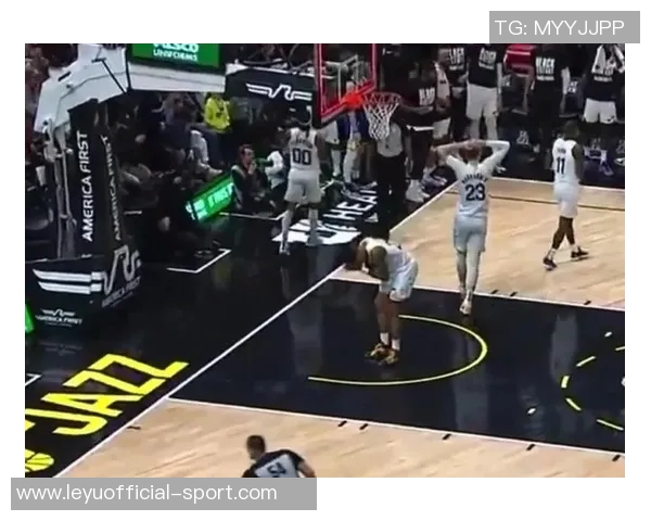 维金斯最后时刻发力16投9中三分球表现出色砍下22分4篮板3助攻半场独得15分