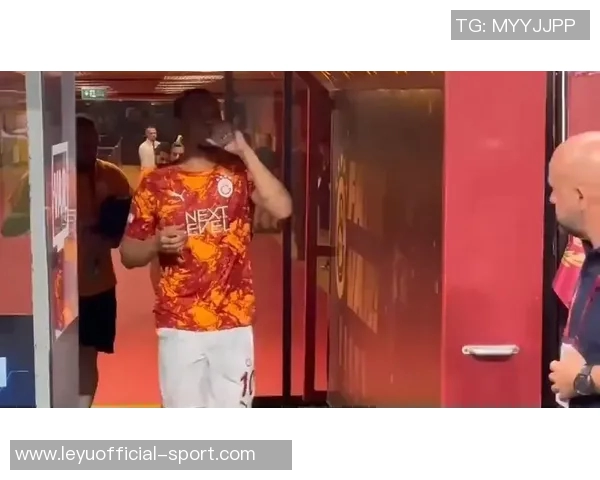 萨内拒绝拜仁续约选择土超年薪高达900万坐板凳无奈何