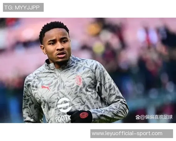 恩昆库澄清与费内巴切传闻希望继续为米兰效力 恩昆库澄清与费内巴切传闻希望继续为米兰效力