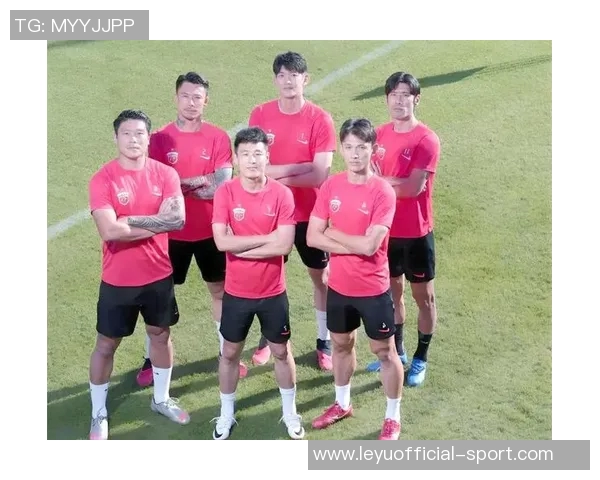 崇明六虎之一吕文君退役后执教海港四度夺中超冠军